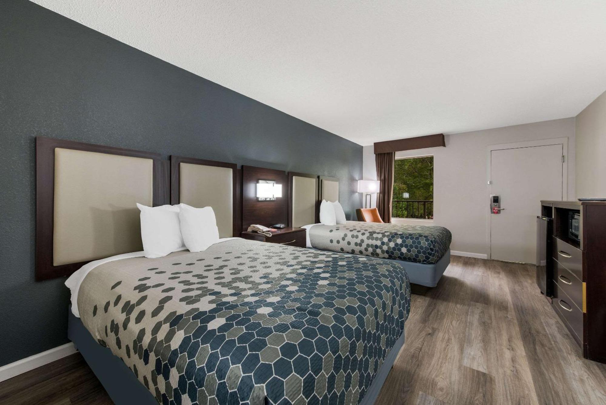 Econo Lodge Cheraw Market Street Екстериор снимка
