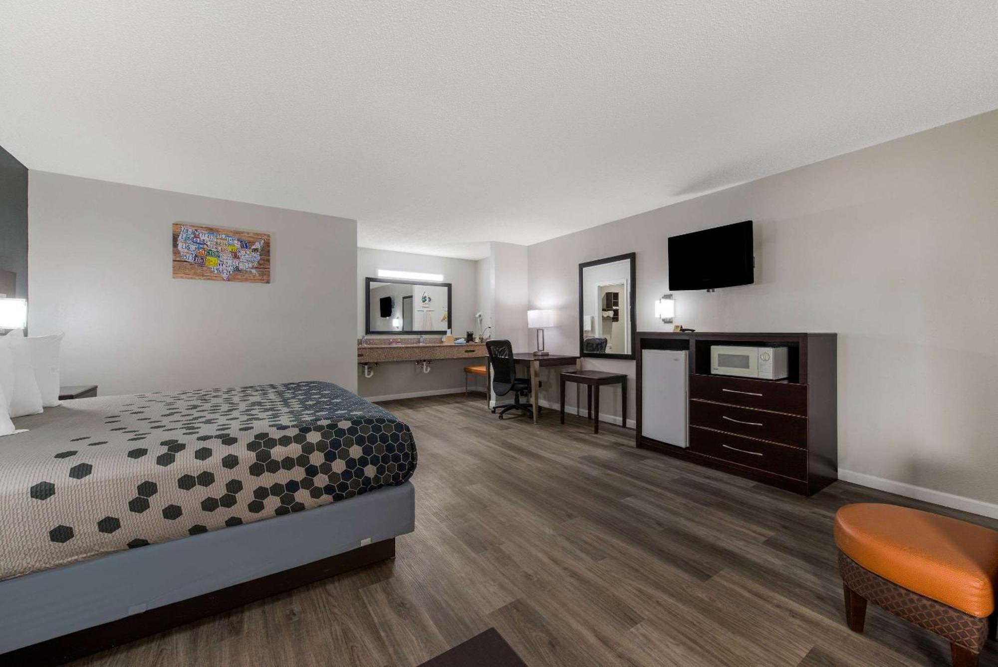 Econo Lodge Cheraw Market Street Екстериор снимка