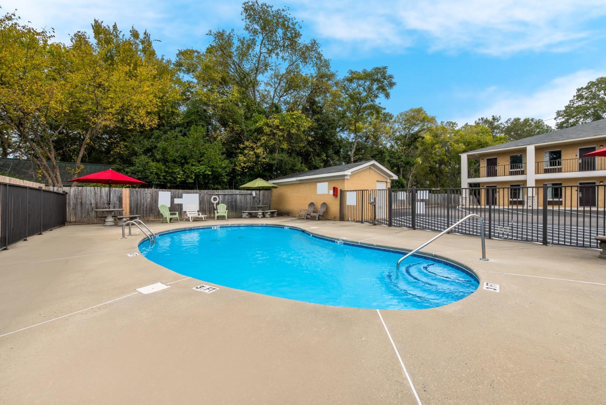 Econo Lodge Cheraw Market Street Екстериор снимка